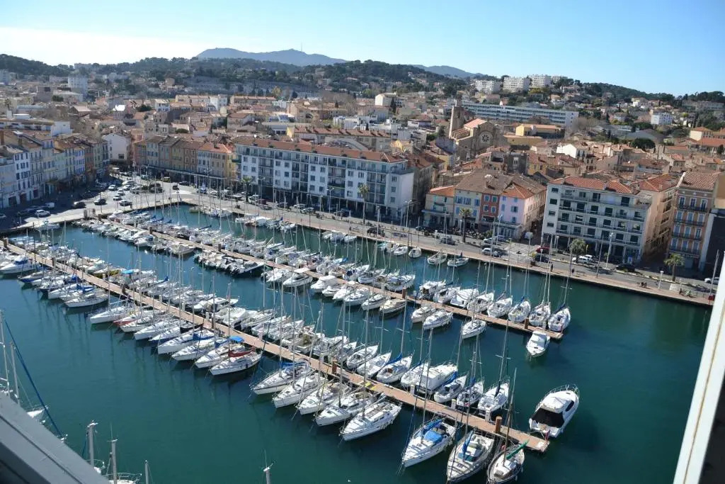 Le Cabanon H24,Atypique,Cosy,Port,Plage,Wifi,Netflix