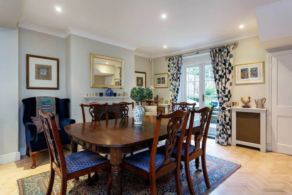Comfort In Kensington