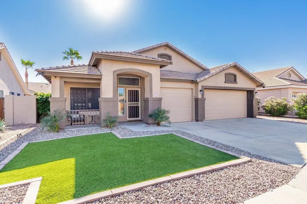 Tiki Time Perfect Pool Home in Chandler! Sleeps 8! by RedAwning