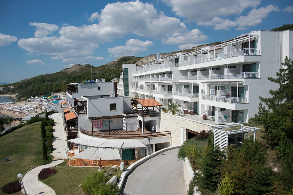 White Lagoon Resort - All Inclusive