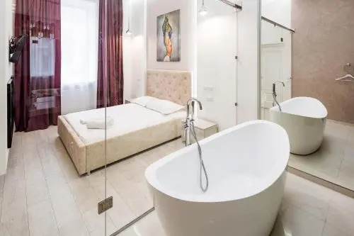 LEOGRAND Deluxe apartment in Horodotska 33