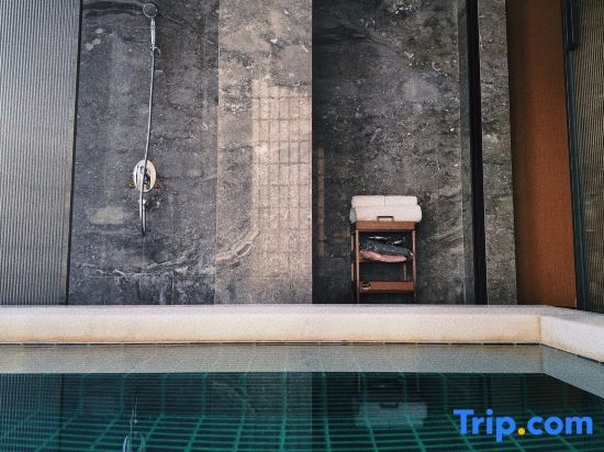 Xiaozun Sitang Hot Spring Hotel