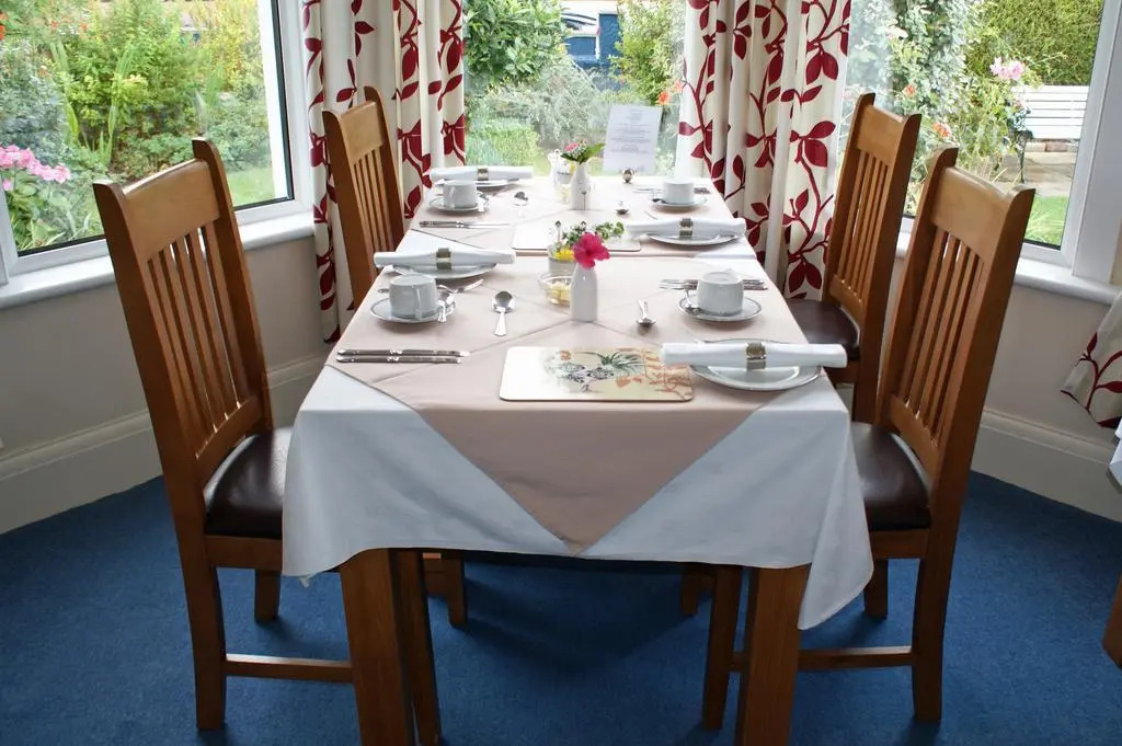 Cleave Court Guest House