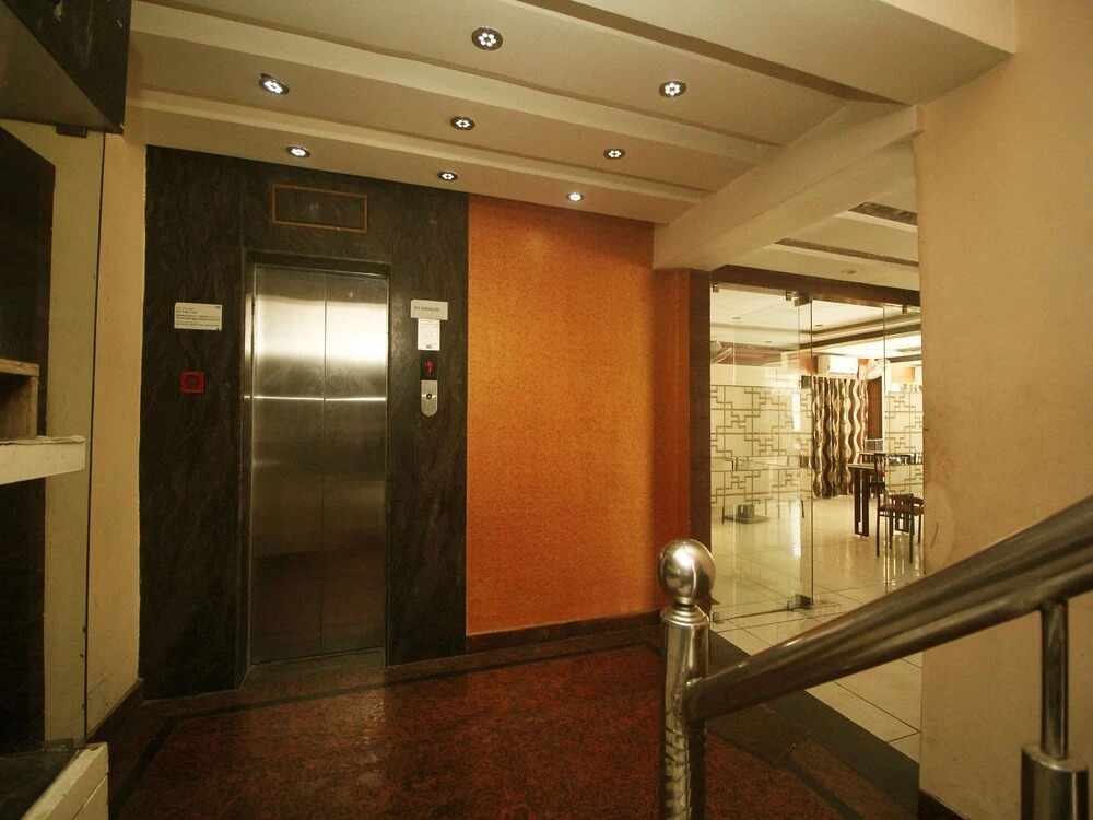 OYO 9507 Hotel Sathi Residency