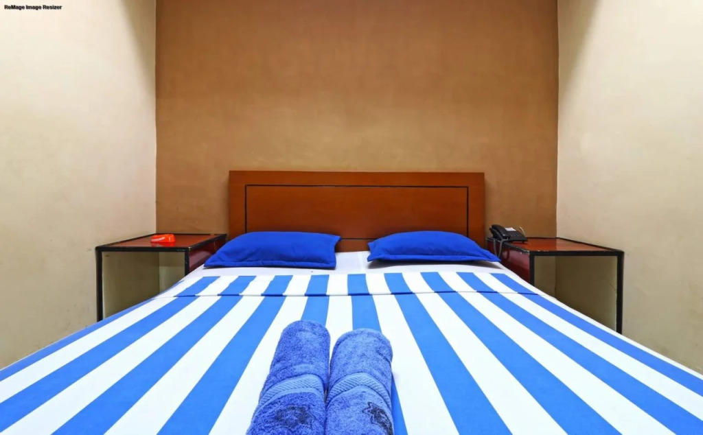 Residence Hotel Syariah by OYO Rooms