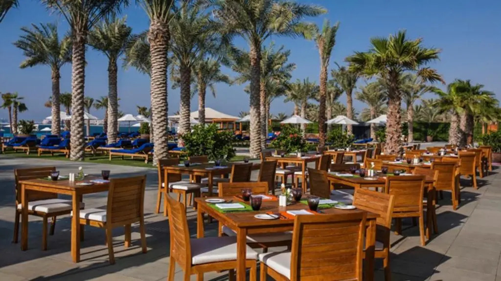 Stunning 4BR-Oceanfront-Apartment