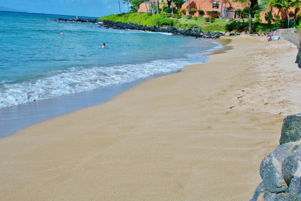 Hale Mahina #b-405 by Ali'i Resorts