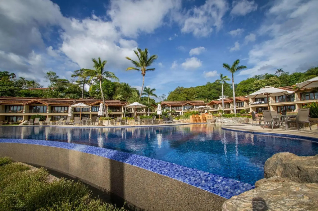 Palms 5 Luxury Beachfront Villa