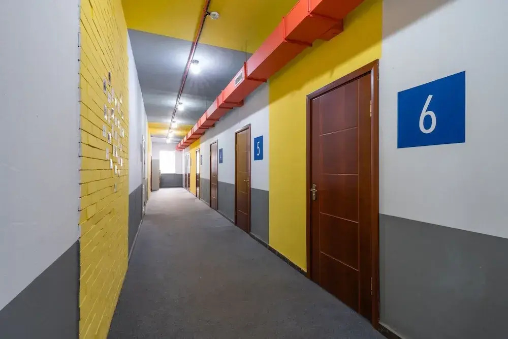 ololoFreelander work and travel Hostel