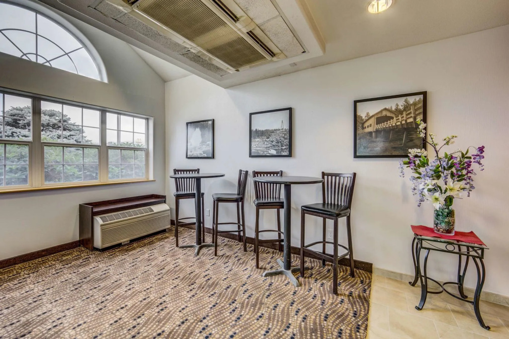Motel 6-Sutherlin, OR