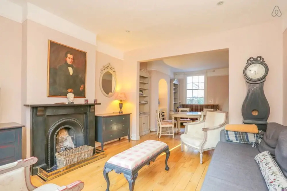 The Richmond Retreat - Beautiful & Central 9bdr Victorian Homes