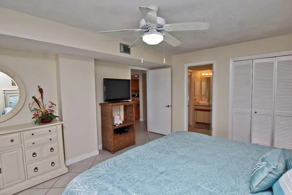 Perdido Quay 501 - 2 Br condo