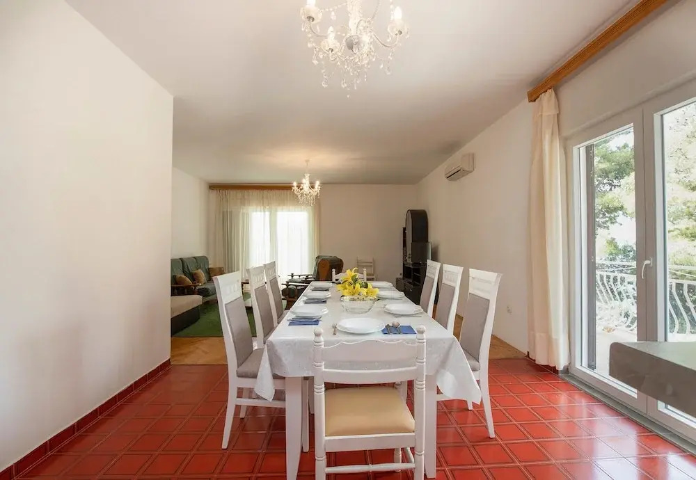 Beachfront Apartment Gaj 6