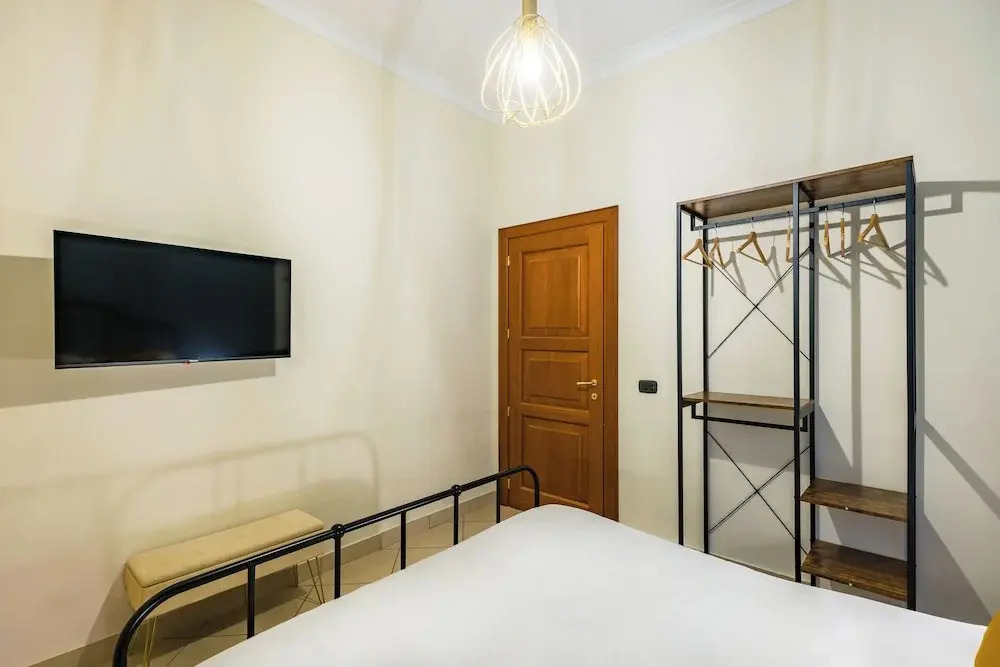 Toledo Bright Apartment by Wonderful Italy
