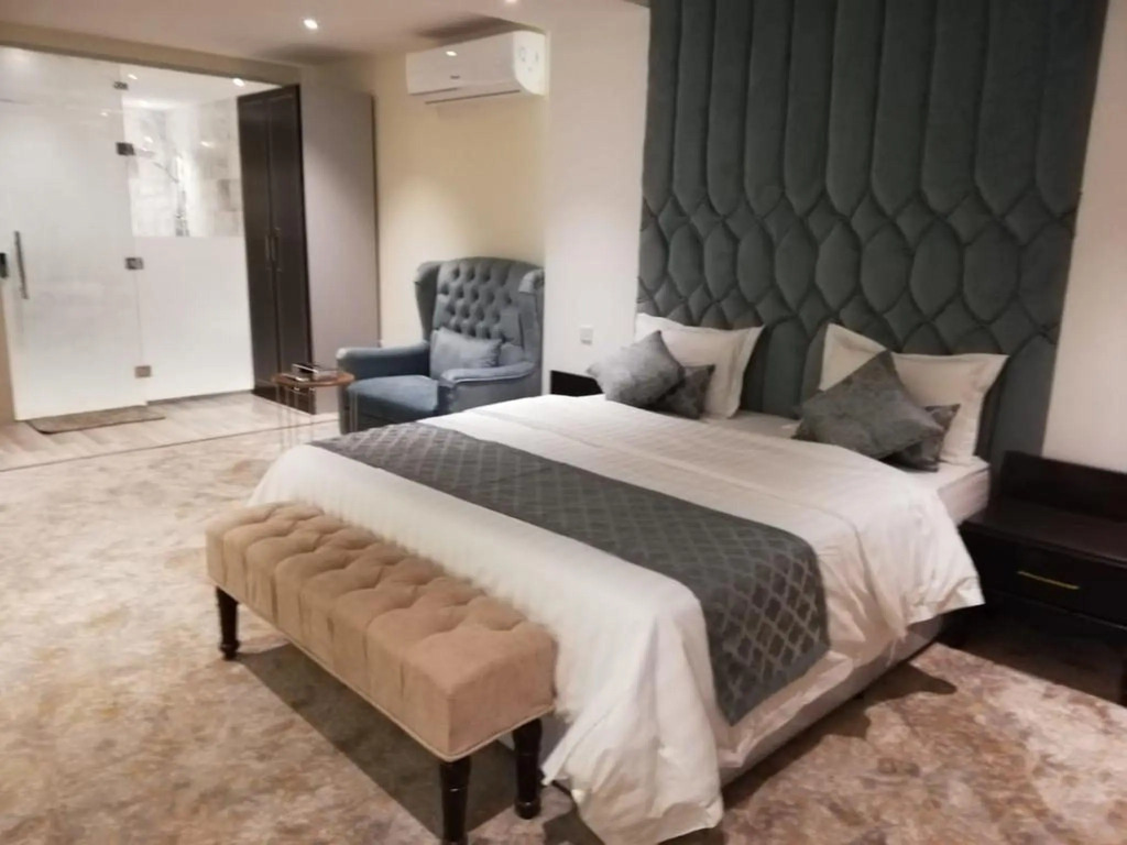 Al Salamh suites Family - أجنحة السلامة العائلية