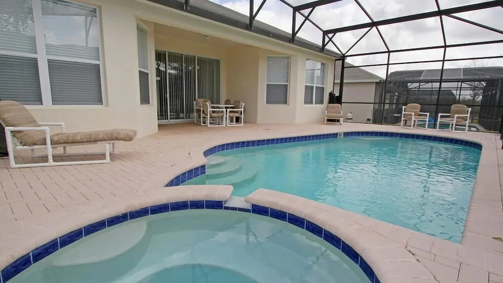 Villa 2653 Dinville Windsor Hills