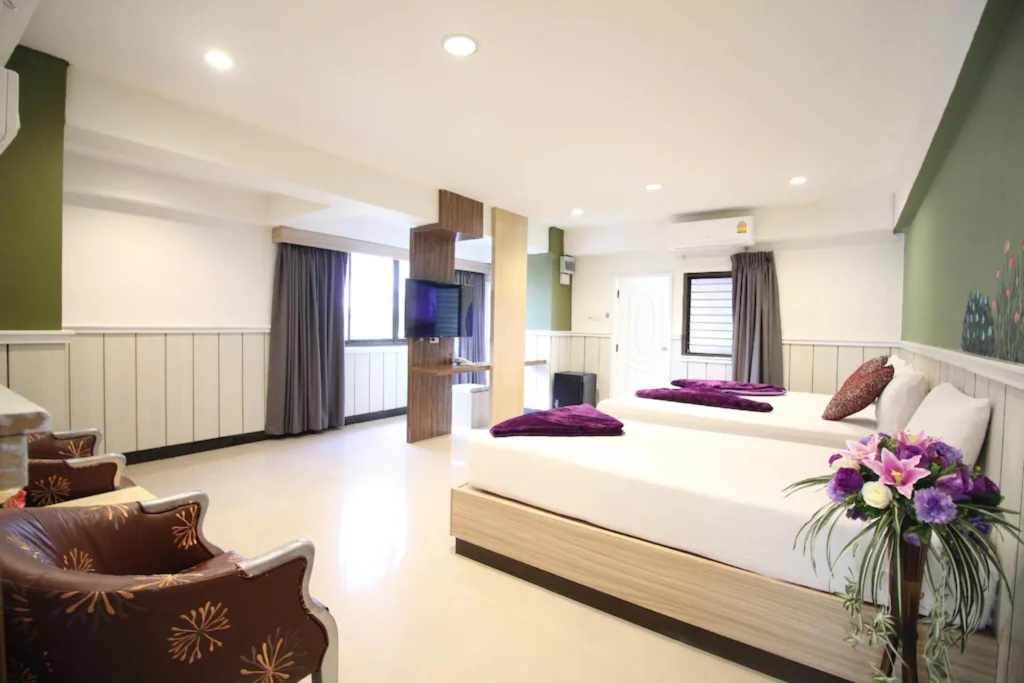 Kaya Place