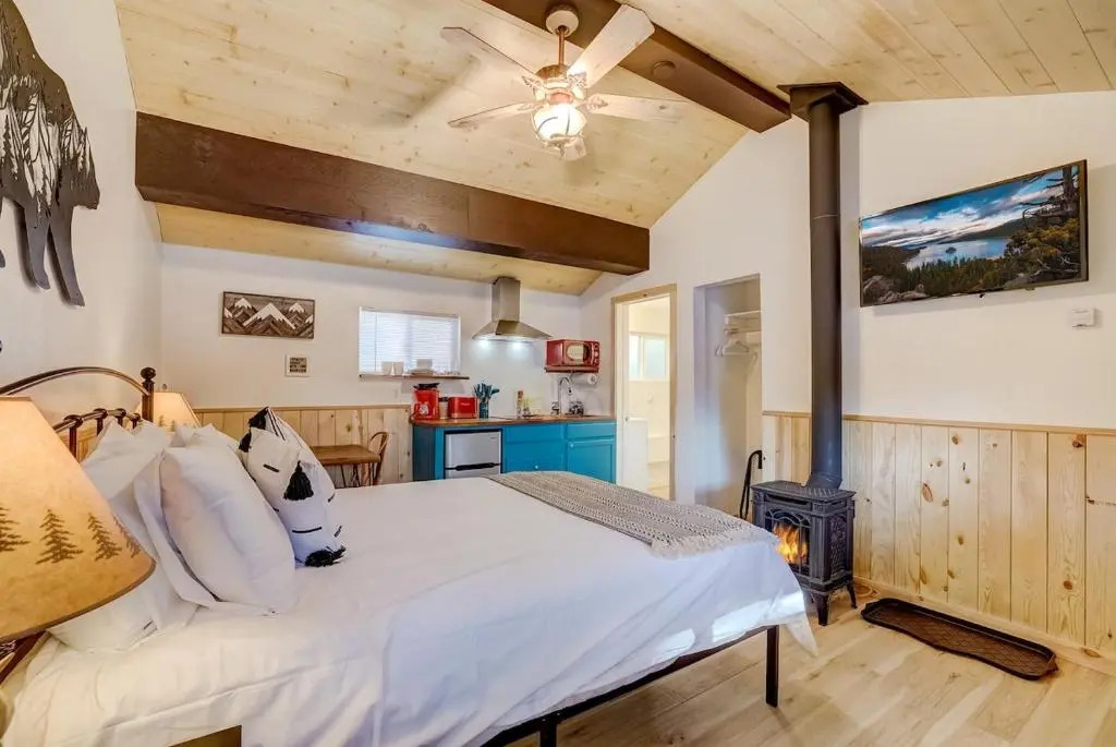 Tahoe Mountain Inn
