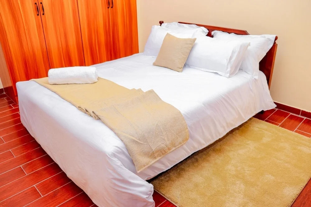 Lux Suites Kileleshwa Business Apartments
