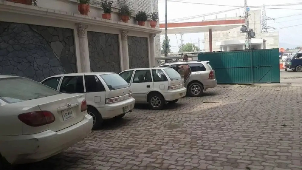 Hotel Green Land