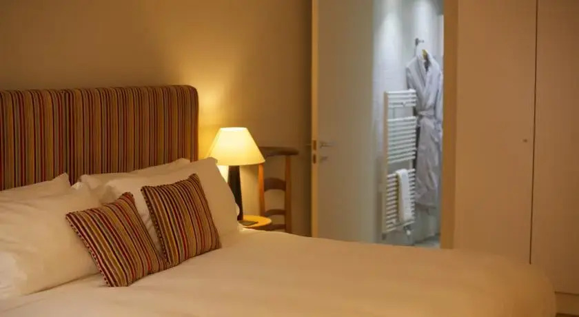 Merino Hospitality - The English Rose
