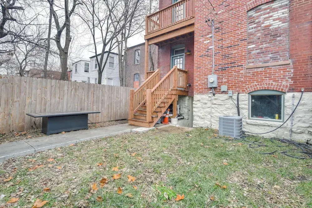 Walk to Gravois Park: 'nice Home' w/ Garage