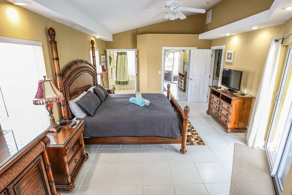 5535 Avenida Pescadora