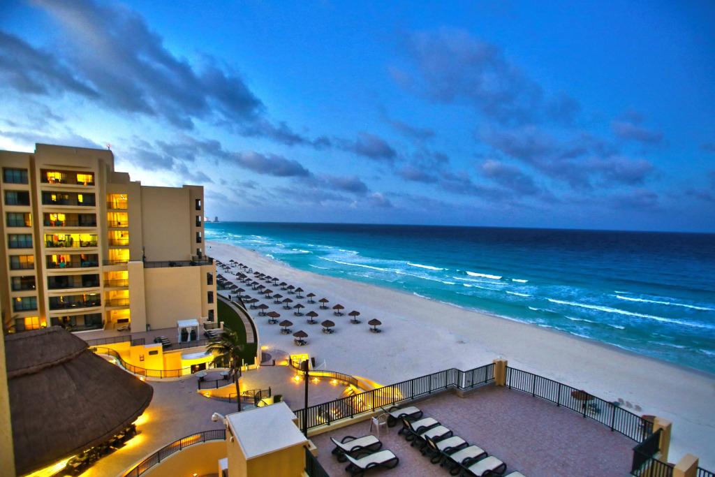 Holiday Inn Club Vacations The Royal Sands All Inclusive