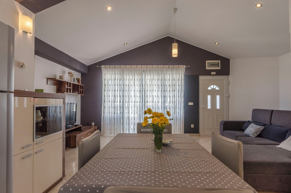 Apartments Grgo