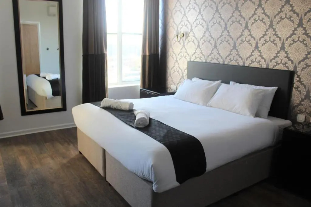 Park Hotel & Apartments