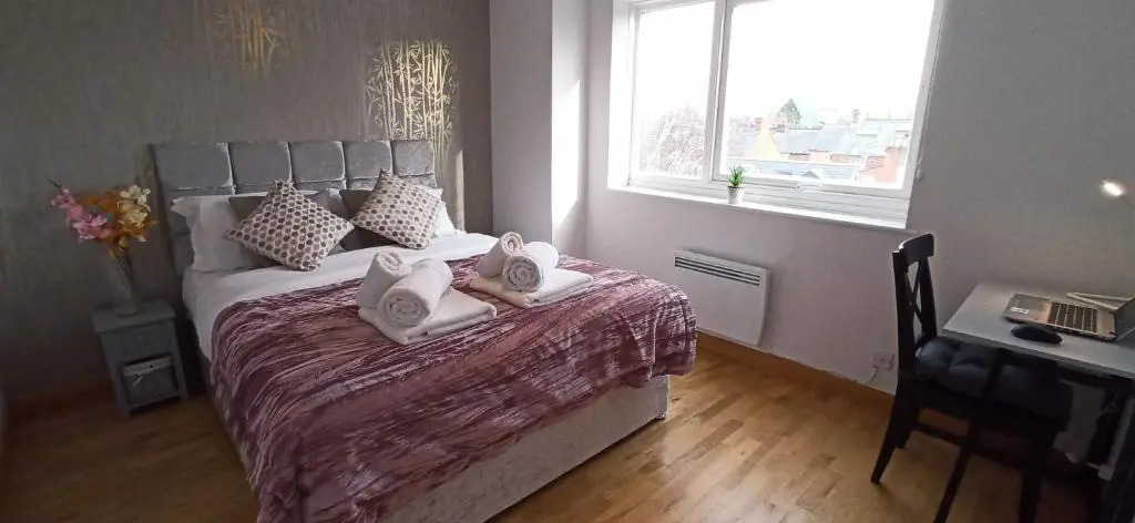 Brookview 2BR Flat Oxford City Centre Free Parking