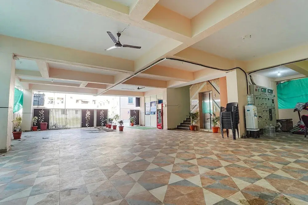 Fabhotel Sv Home Stay