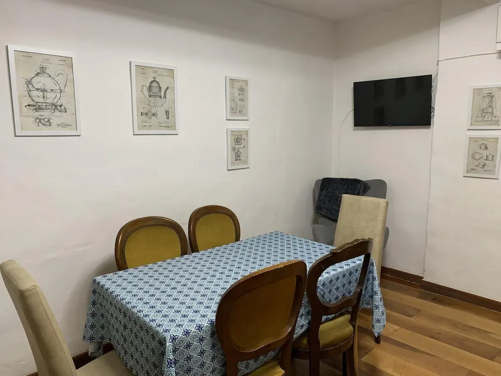 Ginori C in Firenze With 3 Bedrooms and 2 Bathrooms