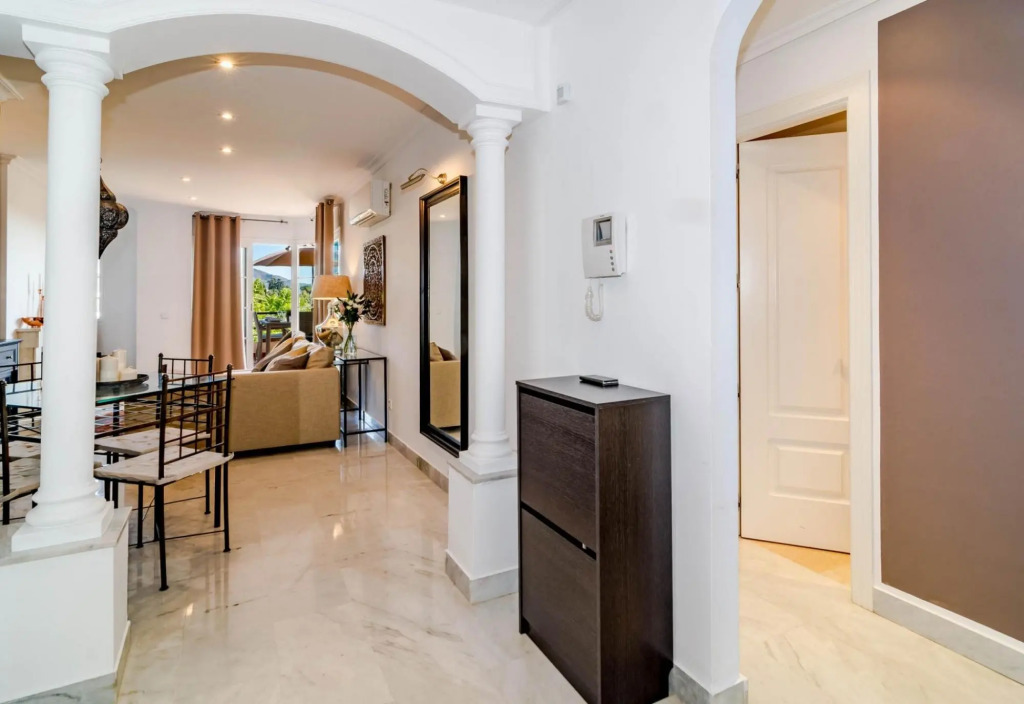 SAT1 - Cozy and Comfortable Vacation Apartment