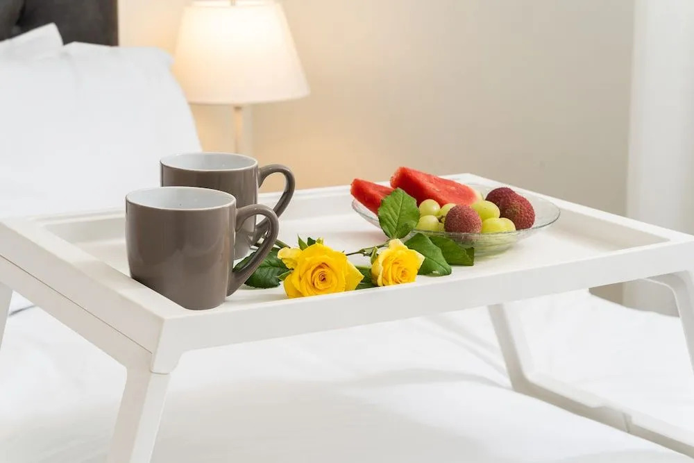 Eshel Suites
