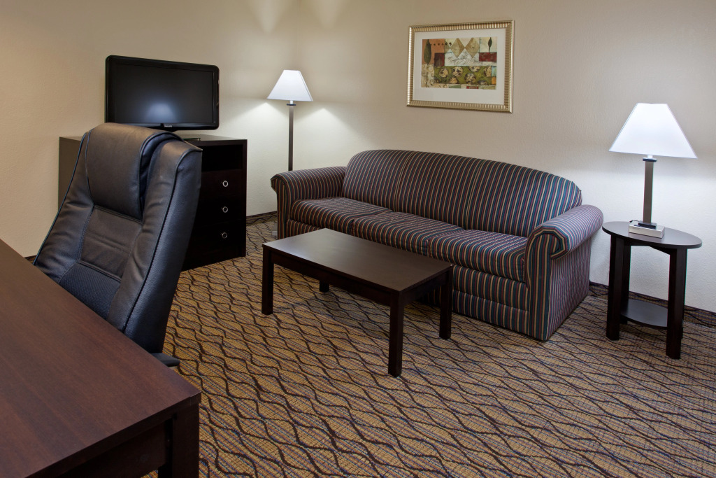 Holiday Inn Express & Suites Columbus East - Reynoldsburg by IHG