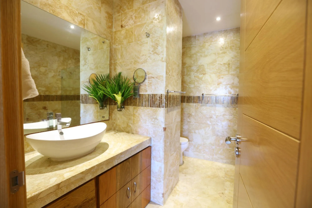 Sybaris Suites & Residences