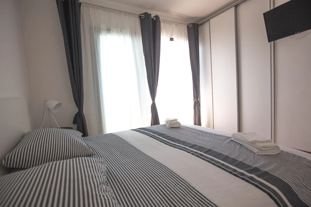 Lovely 2-bed Apartment With Views in Podstrana