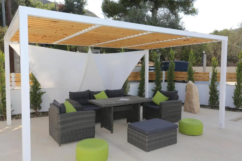 Villa Douglas - Private Pool, BBQ, 4Bdrms, View