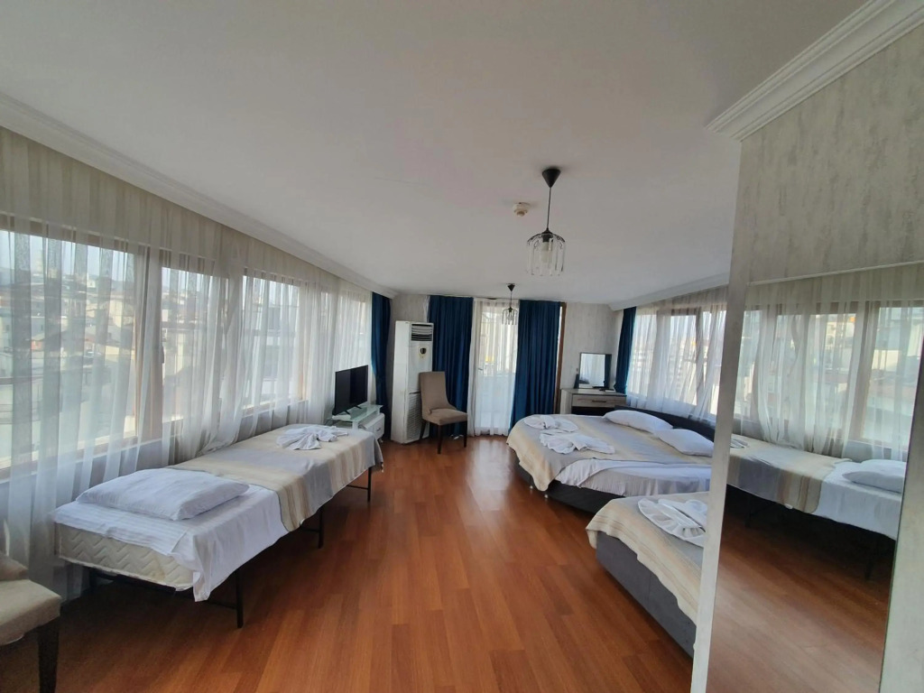 Omega Luxx Hotel