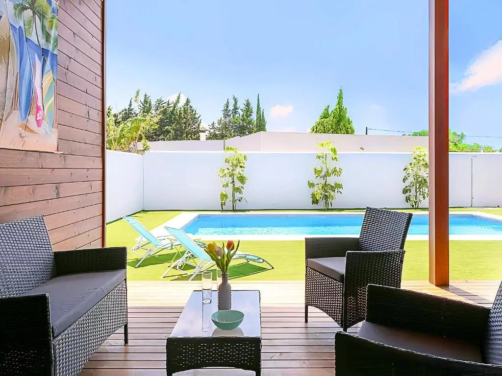Chalet deluxe con piscina privada barbacoa y AC