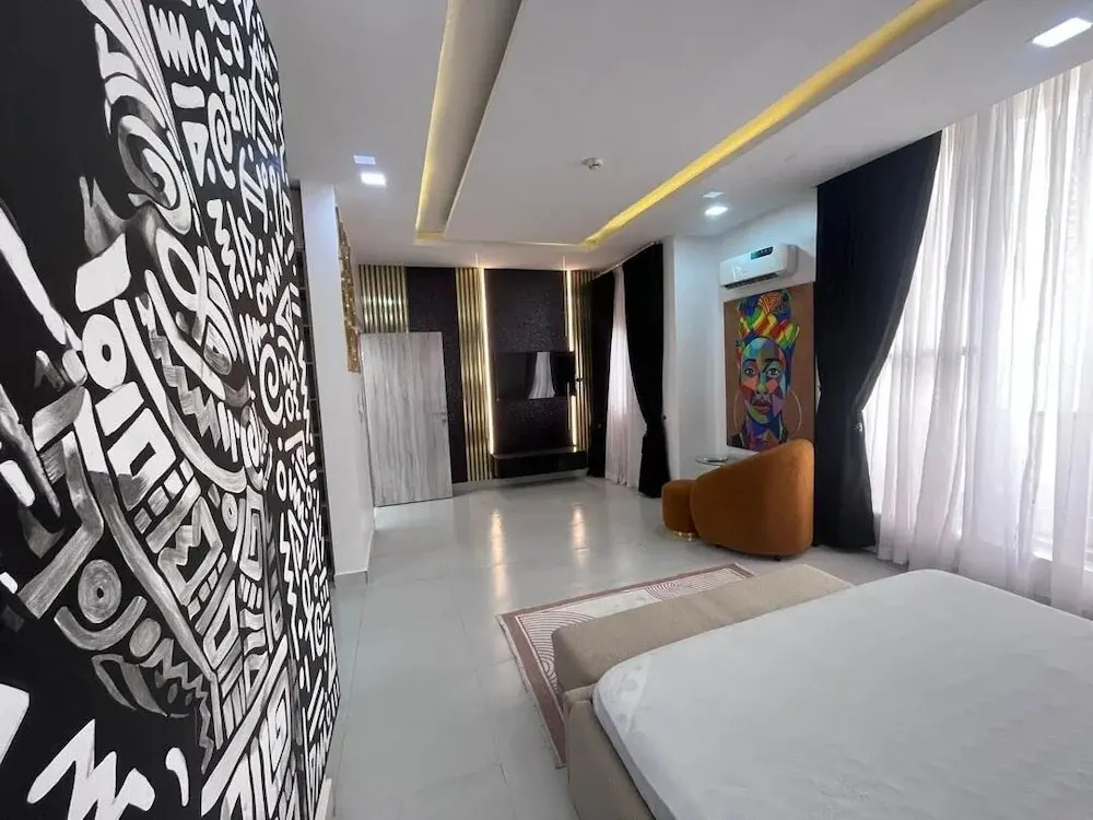 Luxury 4Bed Apartment Ikoyi