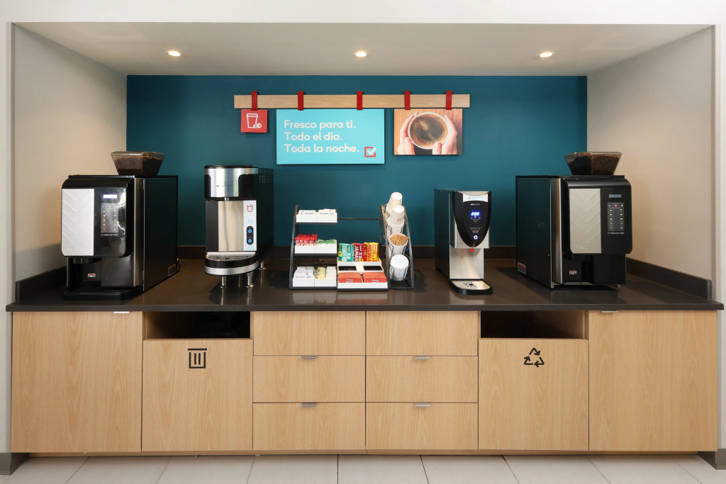 avid hotel Guadalajara Aeropuerto Norte by IHG