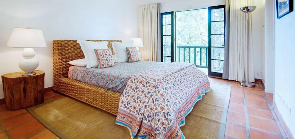 Villa Elsewhere