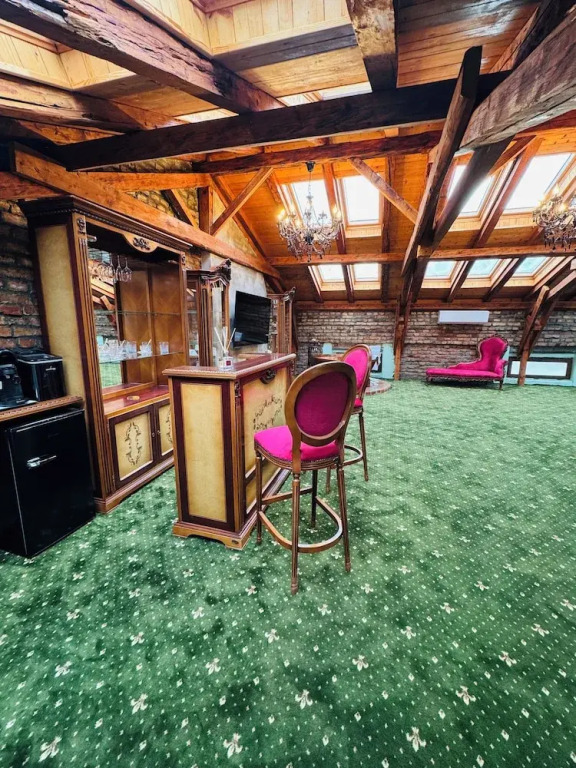 JMR Splendor - Private Sauna & Bathtub Suites