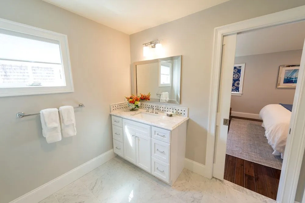 The Newport Lofts - 359 Thames Street