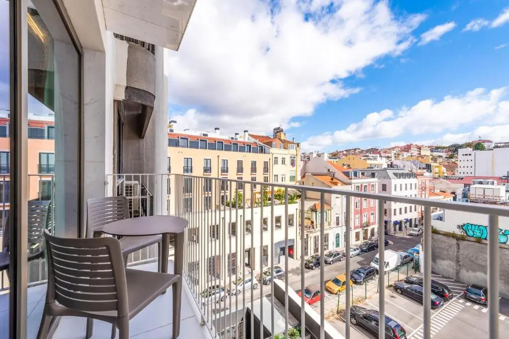 GuestReady - Midcentury Studio with Balcony in Santos 401