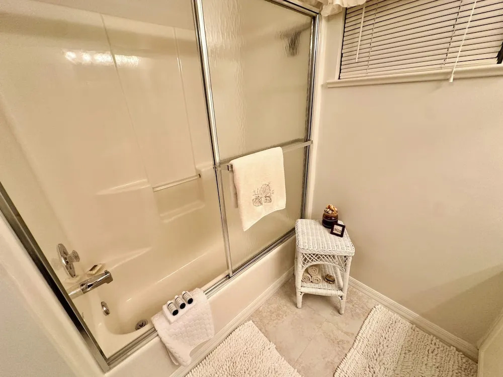 Porpoise Place 2 BR Beach Bungalow N1184