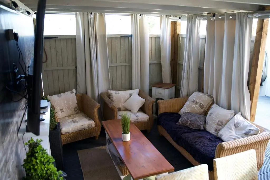 Stunning 5 Bedroom Victorian home with optional hot tub