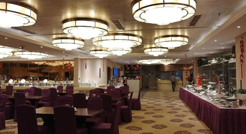 River Four Seasons Hotel